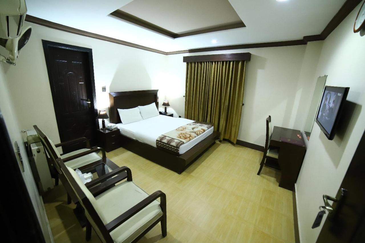 Midtown Hotel Ravalpindi Kültér fotó