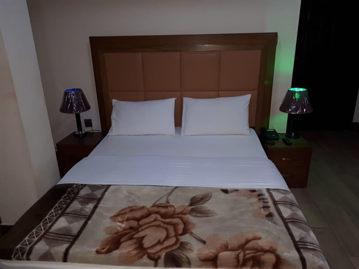 Midtown Hotel Ravalpindi Kültér fotó