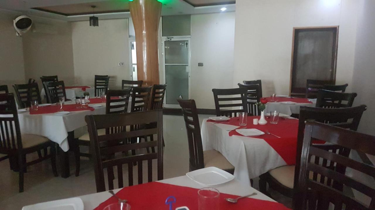 Midtown Hotel Ravalpindi Kültér fotó