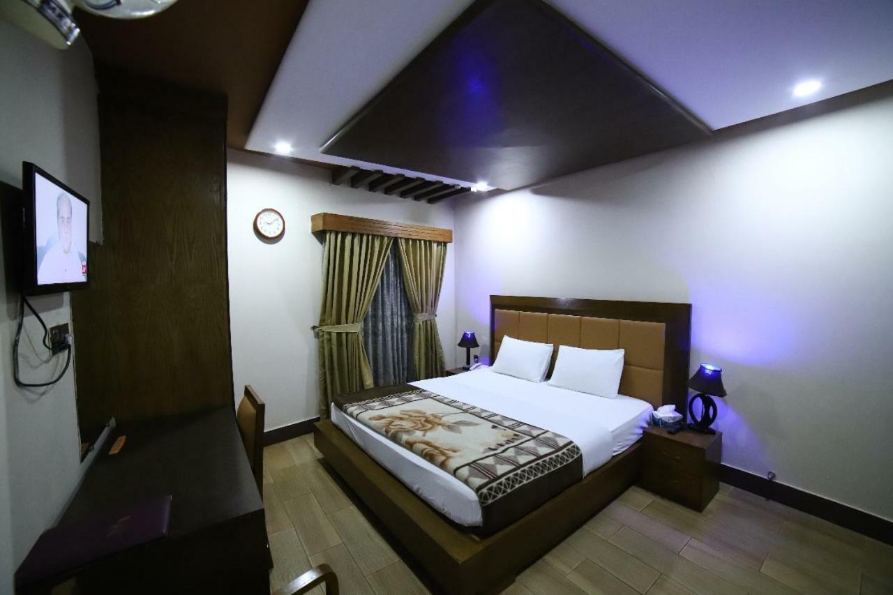 Midtown Hotel Ravalpindi Kültér fotó